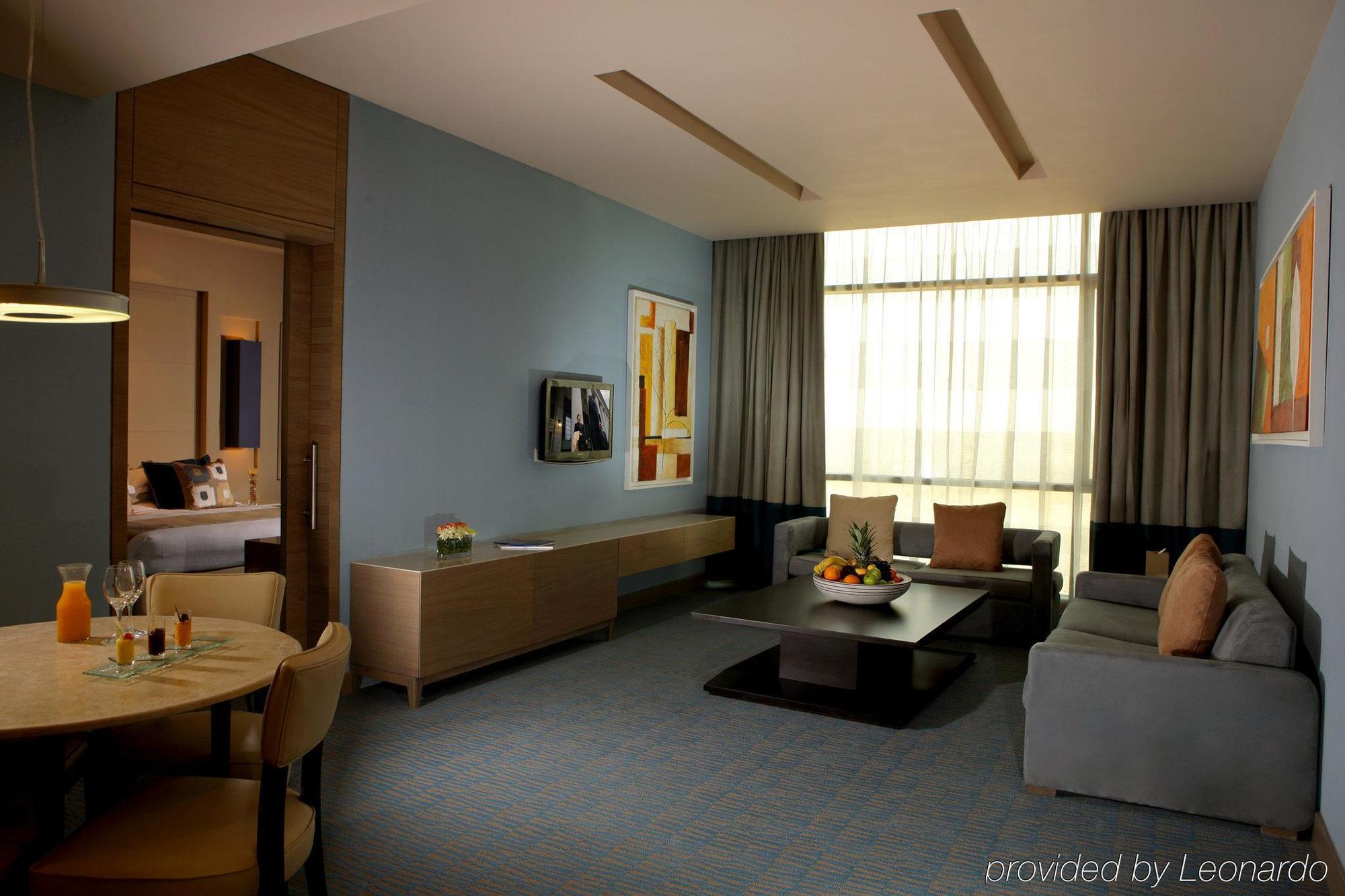 Erbil Rotana Hotel Room photo